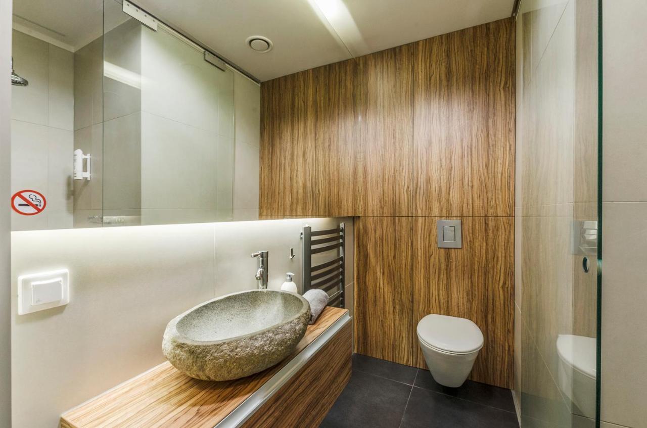 Lupoapartments Kosynierow Klimatyzacja Dostep Na Kod Лодзь Экстерьер фото