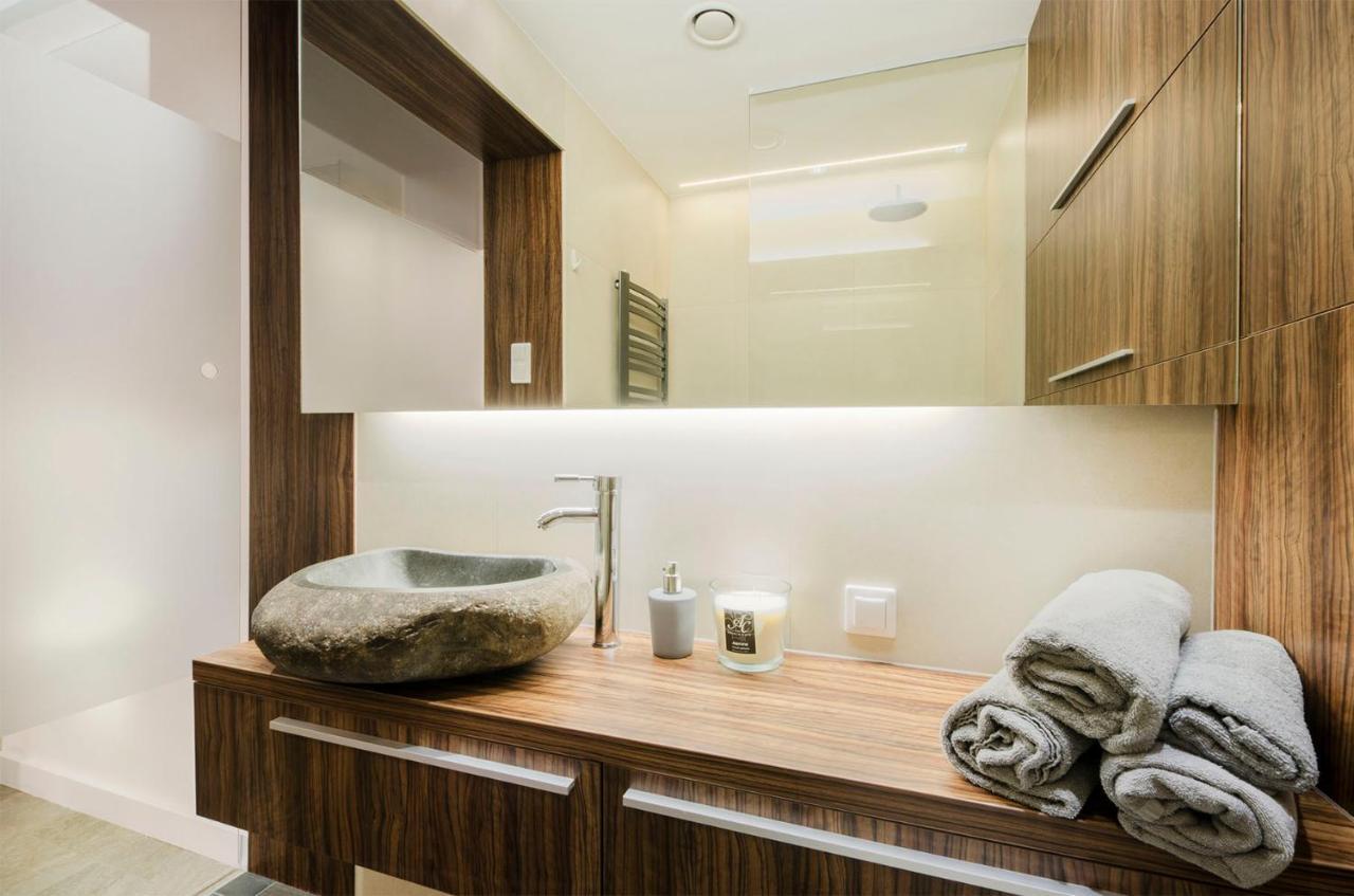 Lupoapartments Kosynierow Klimatyzacja Dostep Na Kod Лодзь Экстерьер фото